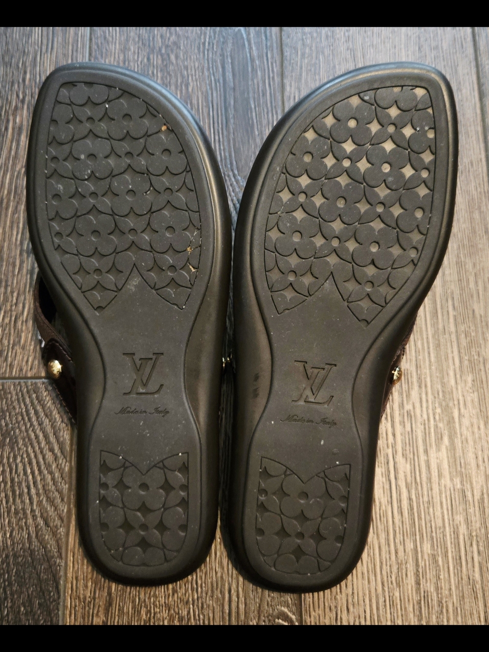 Louis Vuitton Brown Logo Thong Sandals - Picture 3 of 5